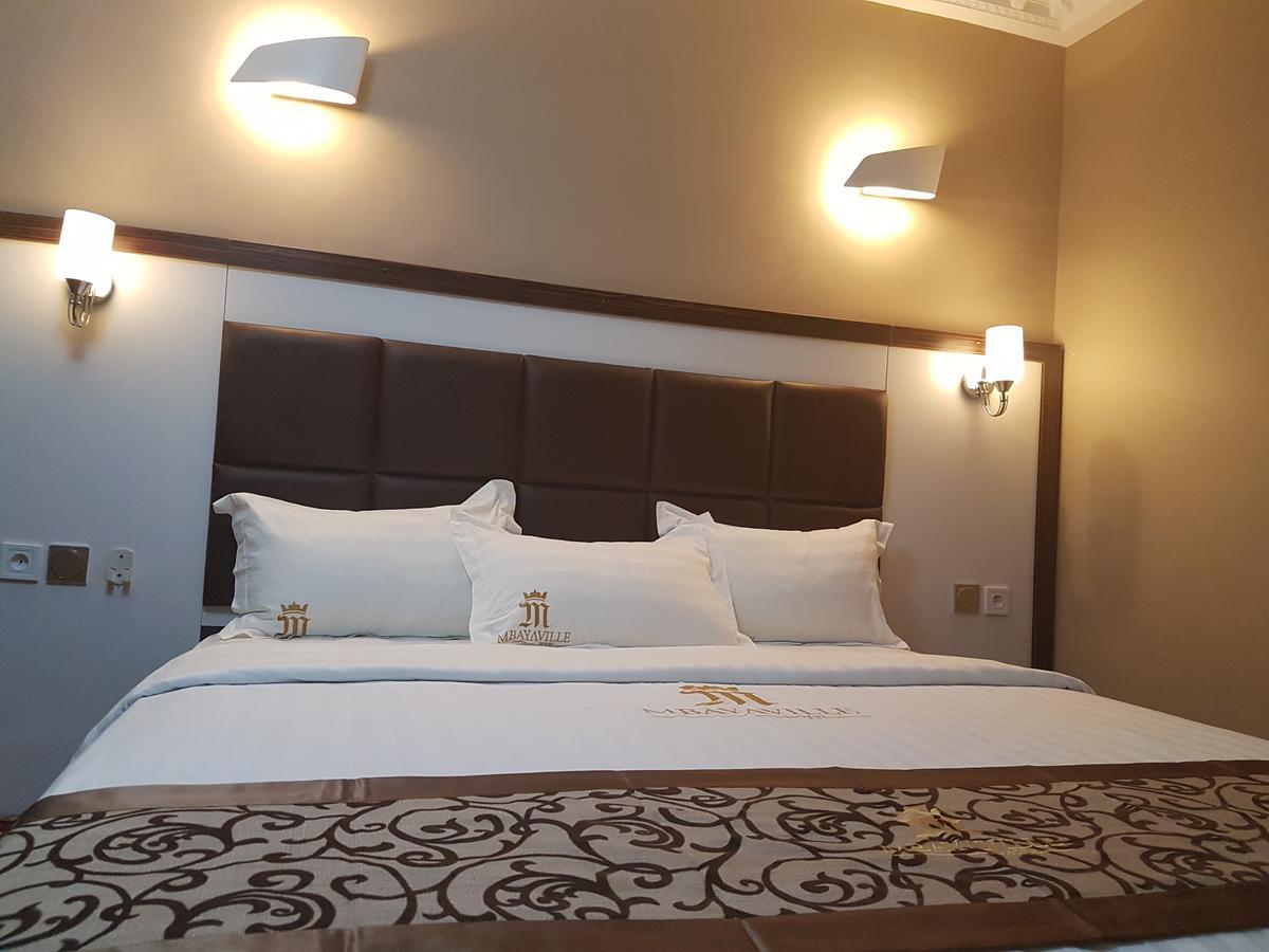 Mbayaville Hotel Douala Esterno foto