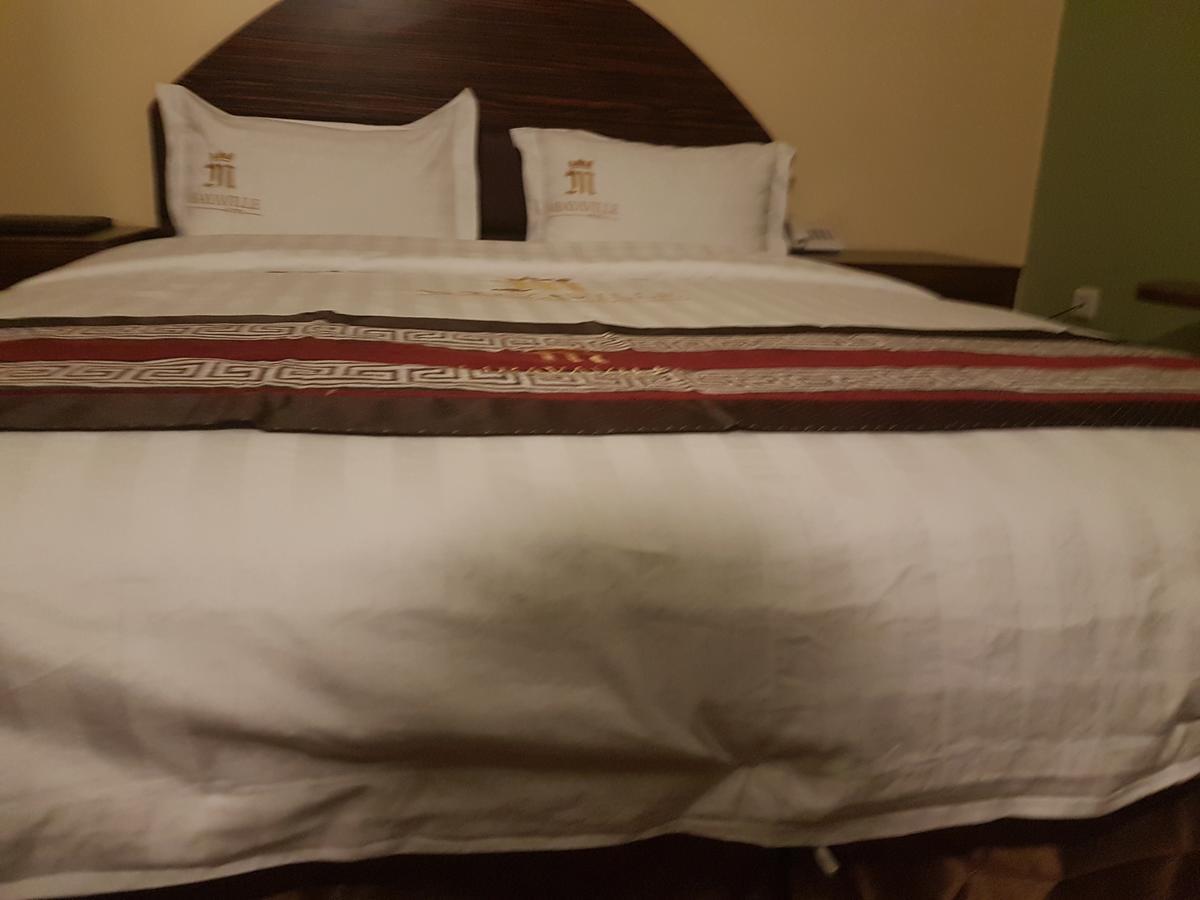 Mbayaville Hotel Douala Esterno foto