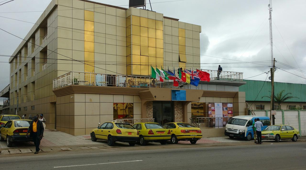 Mbayaville Hotel Douala Esterno foto