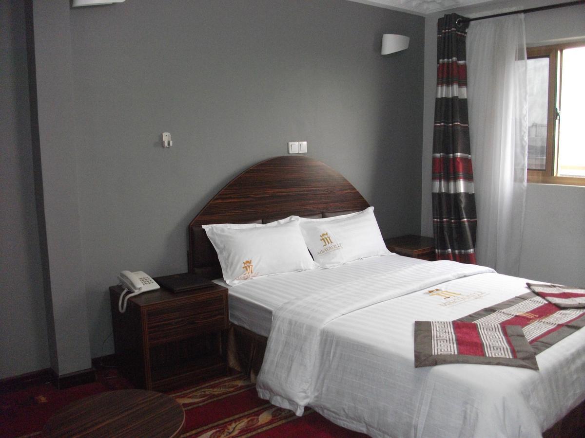 Mbayaville Hotel Douala Esterno foto