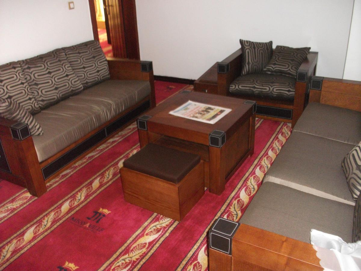 Mbayaville Hotel Douala Esterno foto